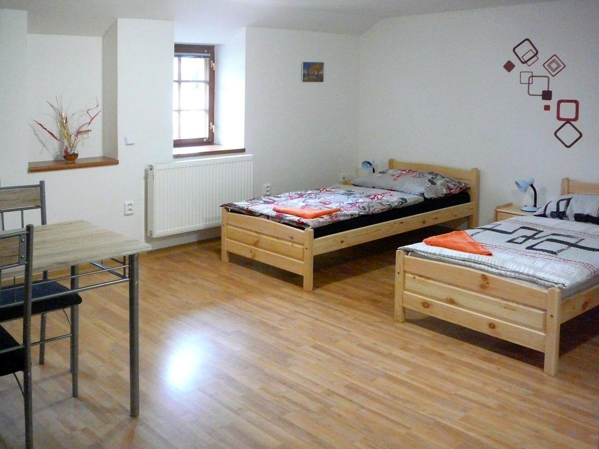 Ubytovani Nad Bisonem Hlinsko Extérieur photo